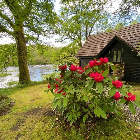 Burnbank Lodges Spean Bridge Exterior foto